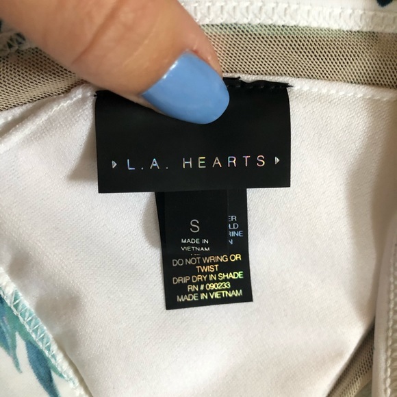 SOLD‼️‼️ LA Hearts Leaf Mesh Bikini - Picture 3 of 5